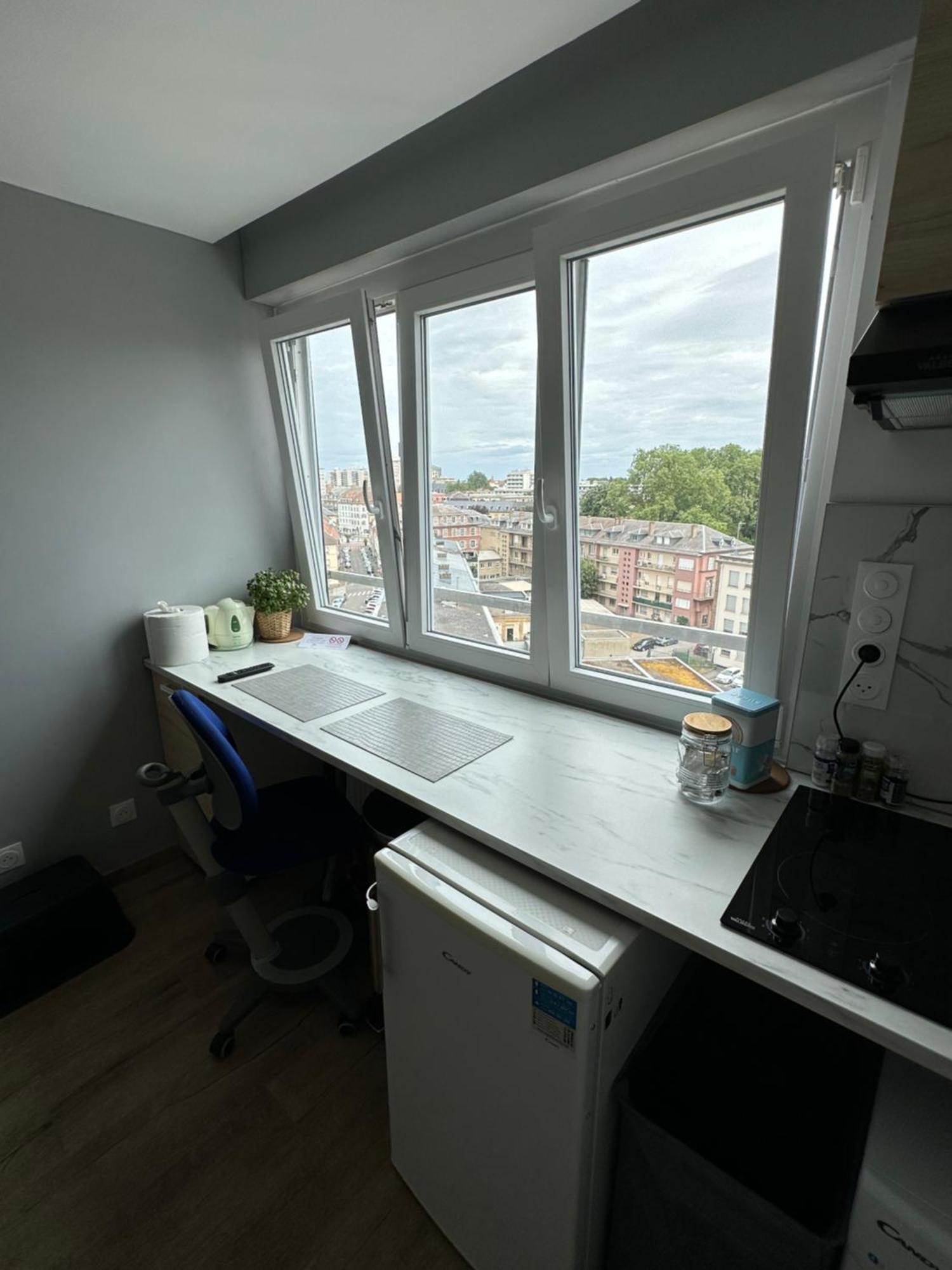 Apartmán Super Studio En Face De La Gare De Mylhúzy Exteriér fotografie